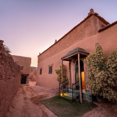 Riad Hanan 瓦尔扎扎特 外观 照片