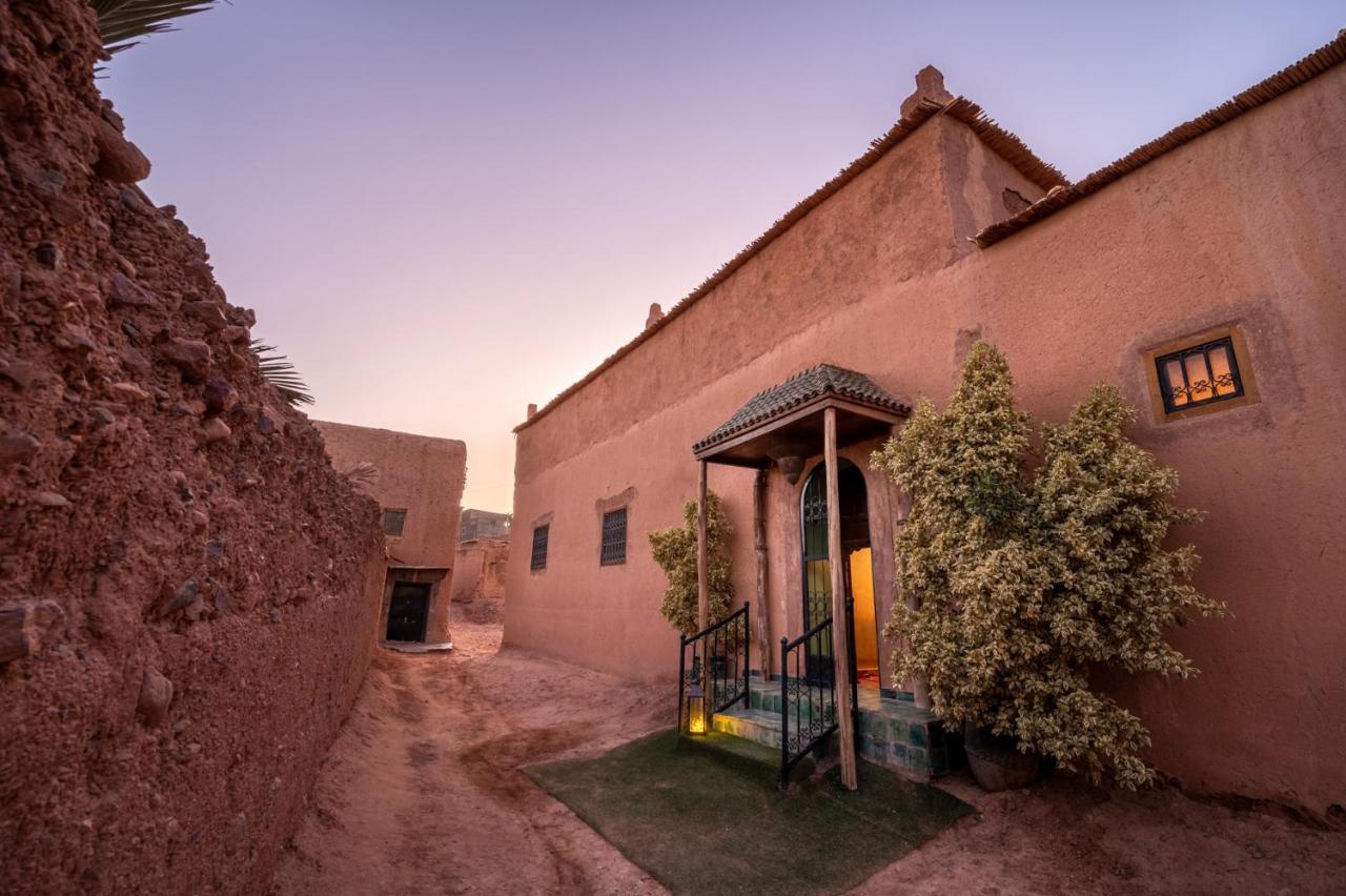 Riad Hanan 瓦尔扎扎特 外观 照片